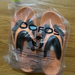 OOFOS Orange sandals